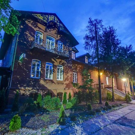 スパワ Savoy Bed & Breakfast エクステリア 写真