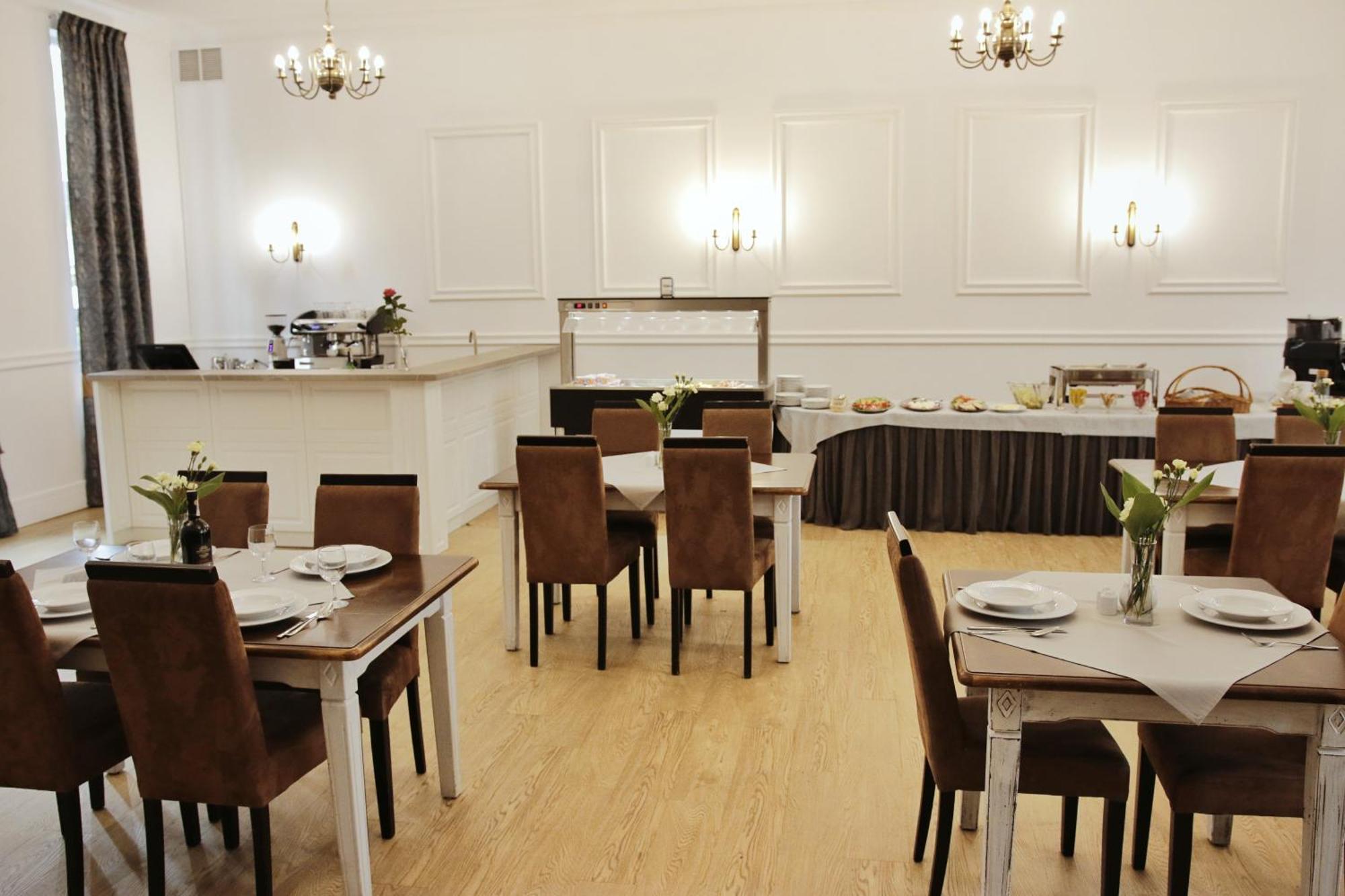 スパワ Savoy Bed & Breakfast エクステリア 写真