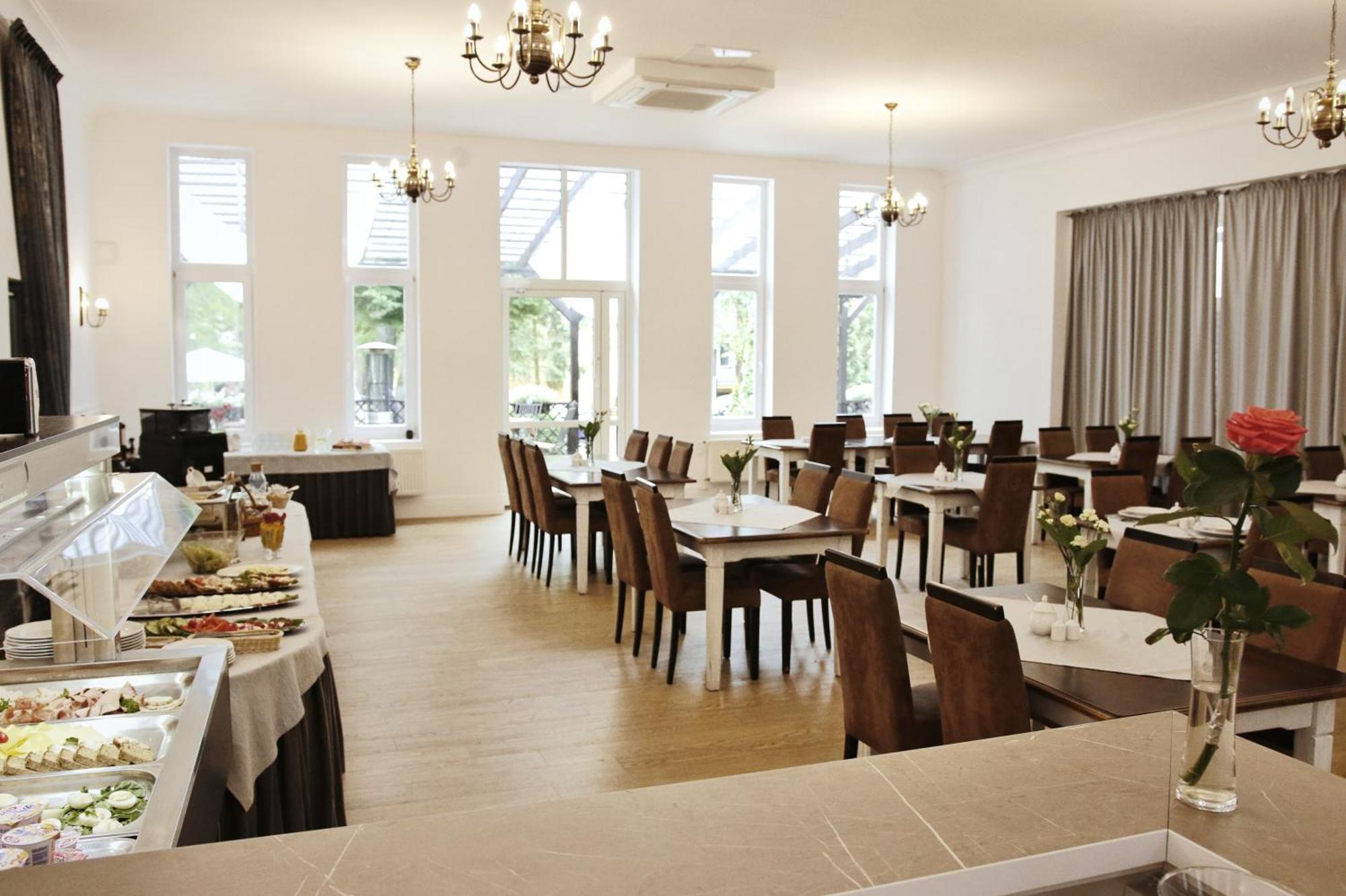 スパワ Savoy Bed & Breakfast エクステリア 写真