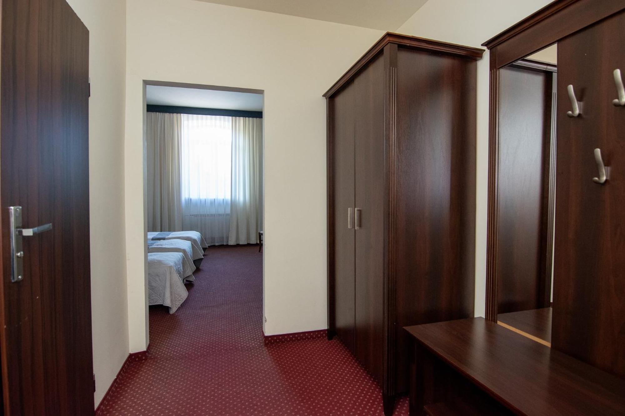 スパワ Savoy Bed & Breakfast エクステリア 写真