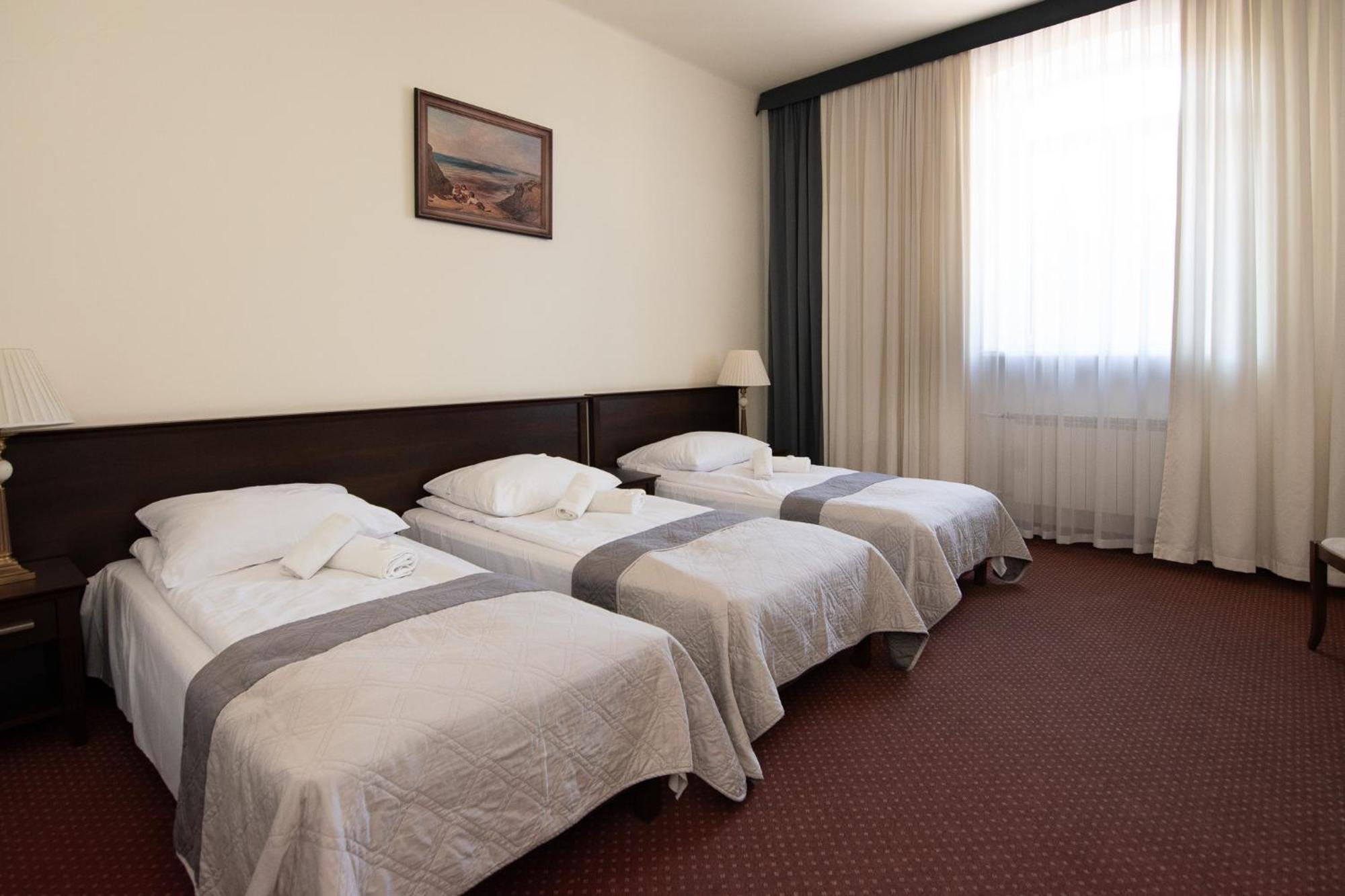 スパワ Savoy Bed & Breakfast エクステリア 写真